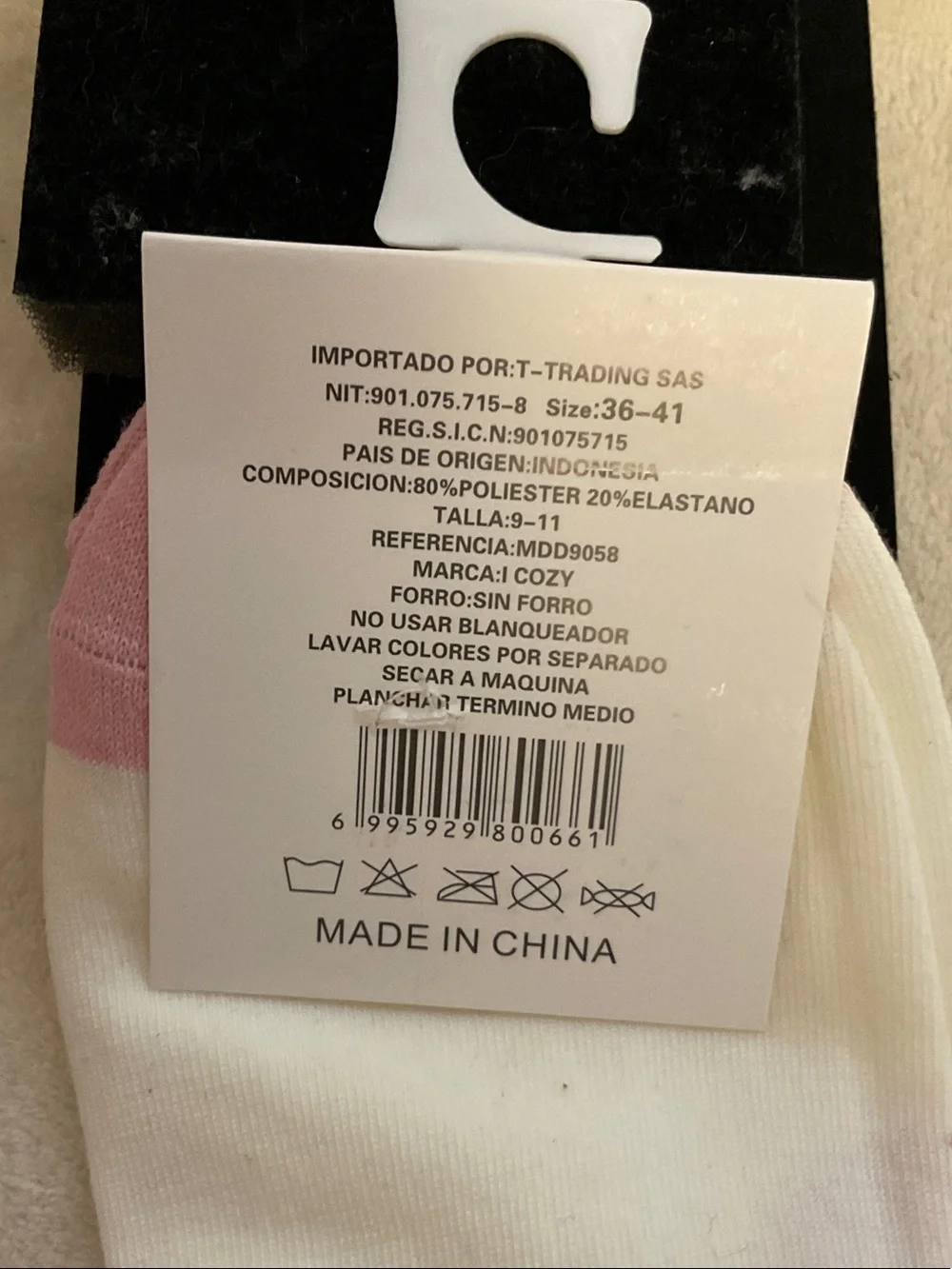Sporto White Ankle Socks with Pink Heel, Toe and Bunny Accent